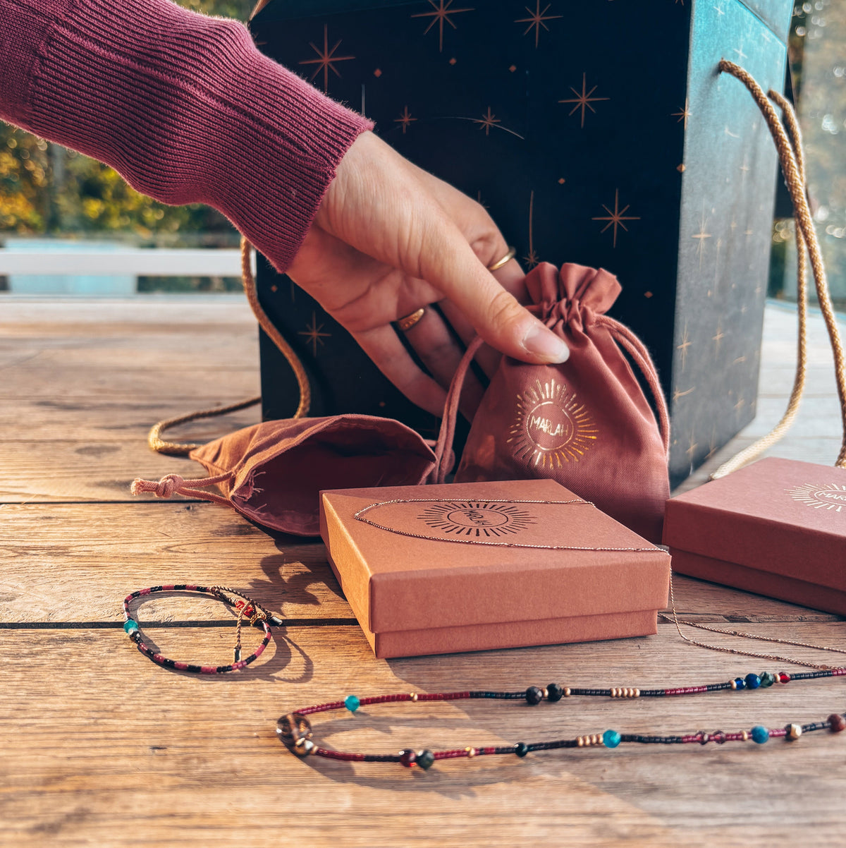 Idées cadeaux bijoux faits main