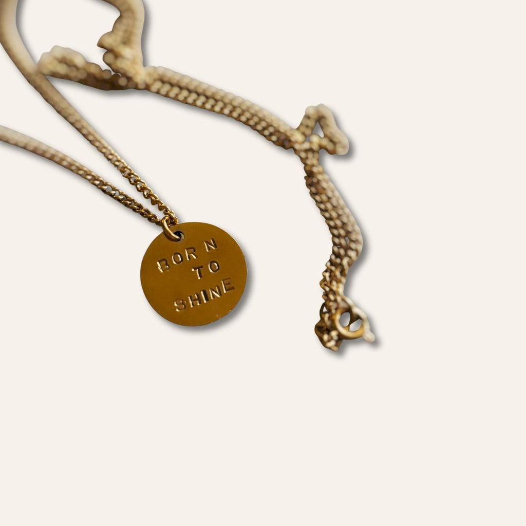 Collier Médaille message BORN TO SHINE