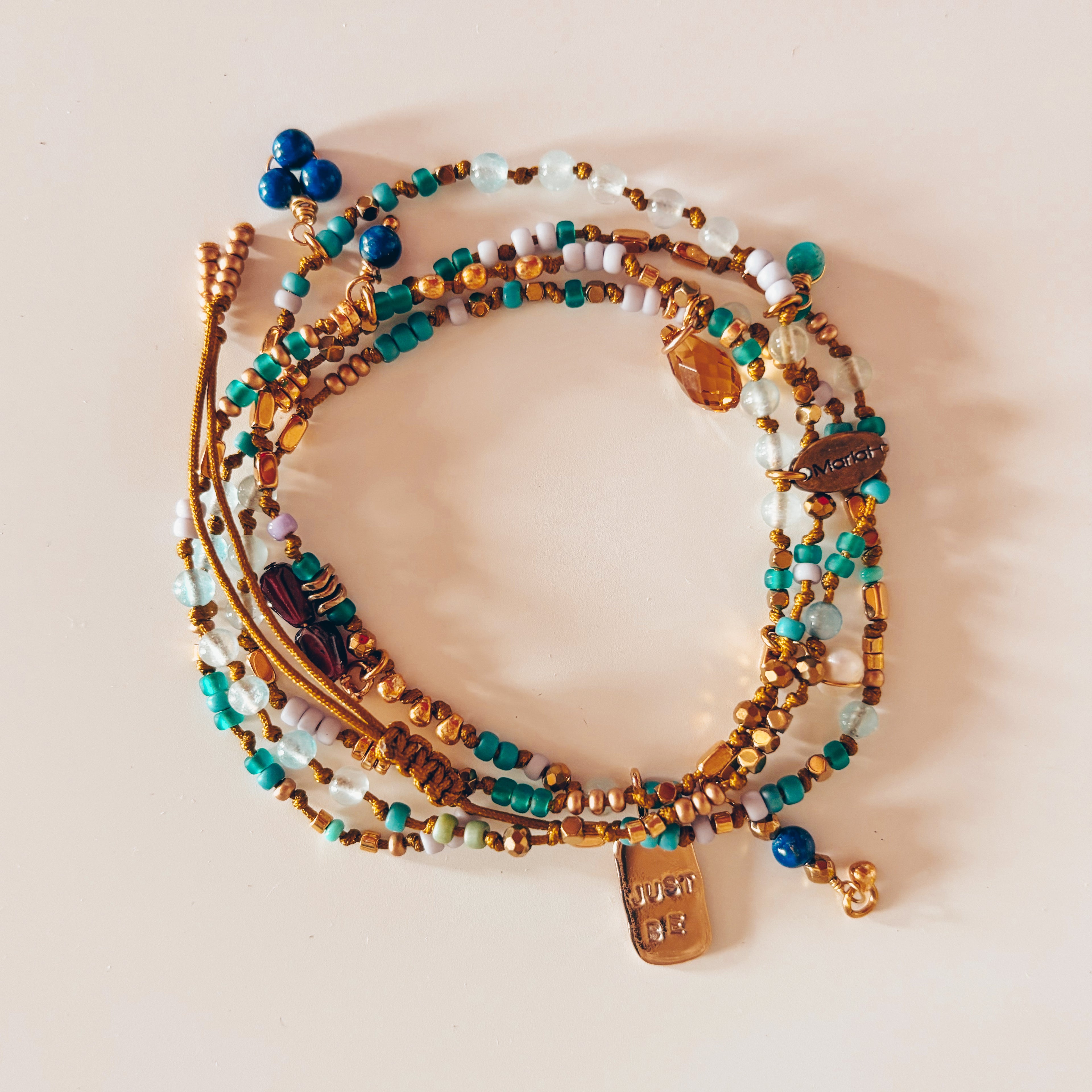 Sautoir HIPPY Free Spirit - médaille gravée  - pièce unique