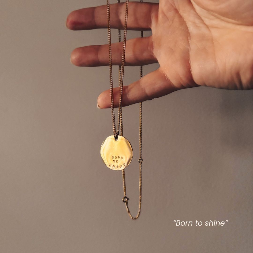 médaillon poinçonné message inspirant