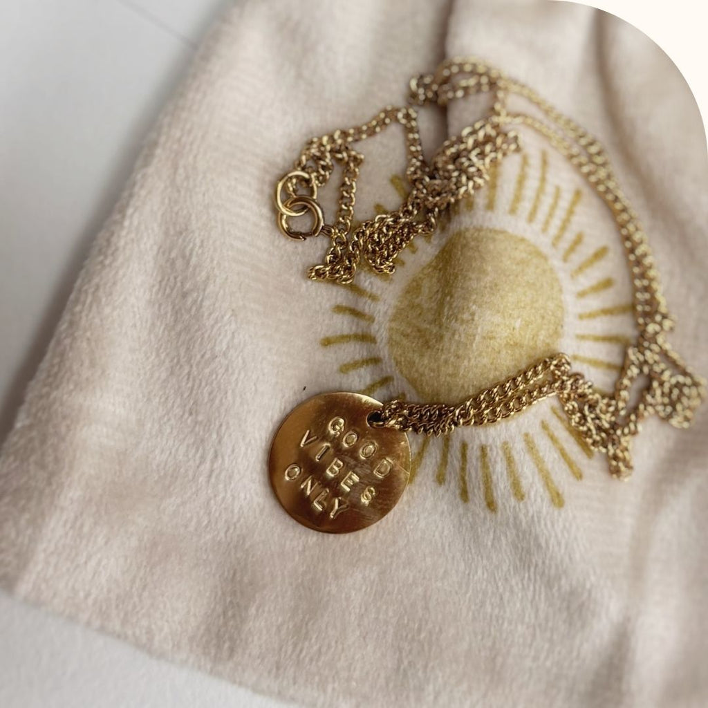 Collier Good Vibes Only