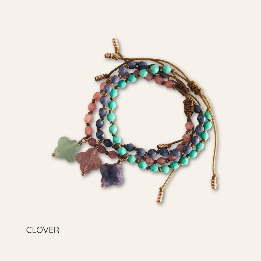 Bracelet porte bonheur avec trèfle en pierre naturelle