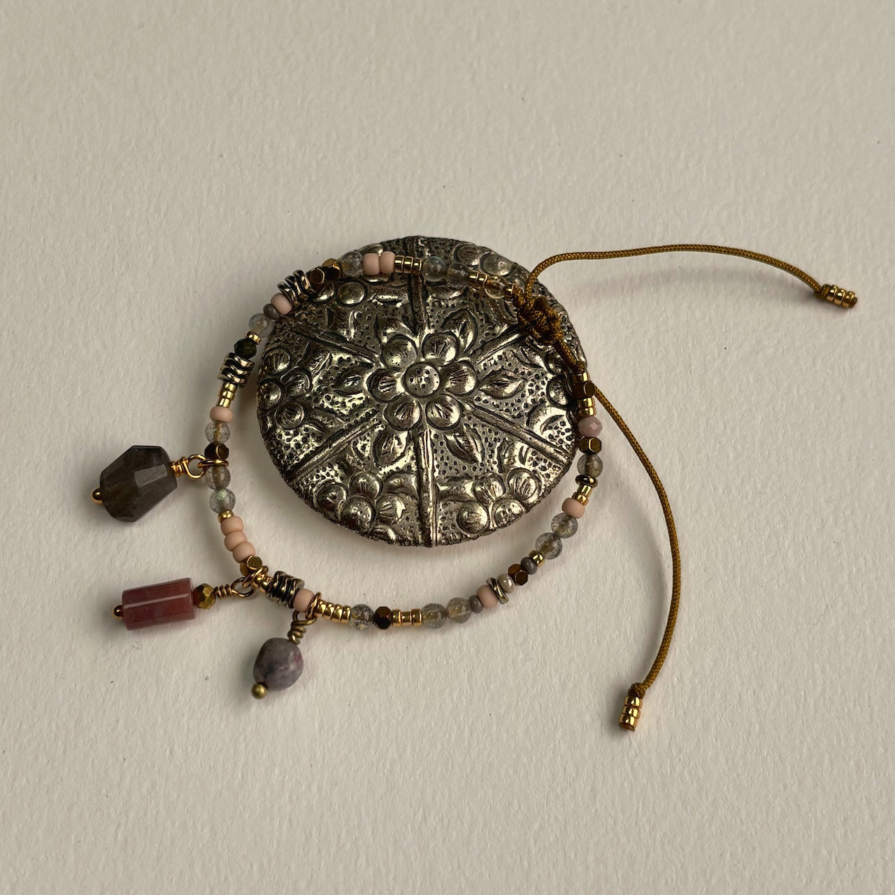 Bracelet TALISMAN · mix pierres et labradorite