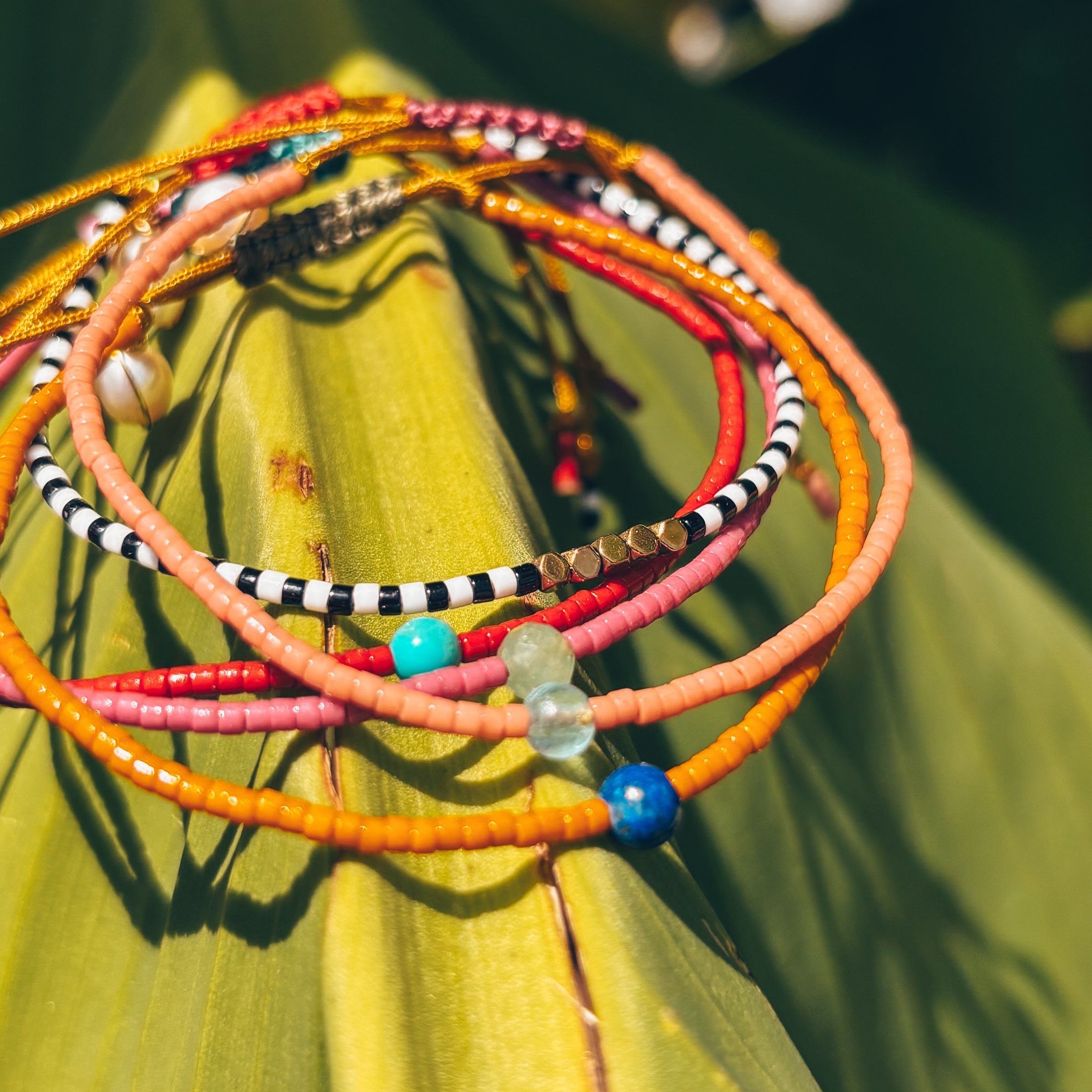 Bracelet coloré pour l'été