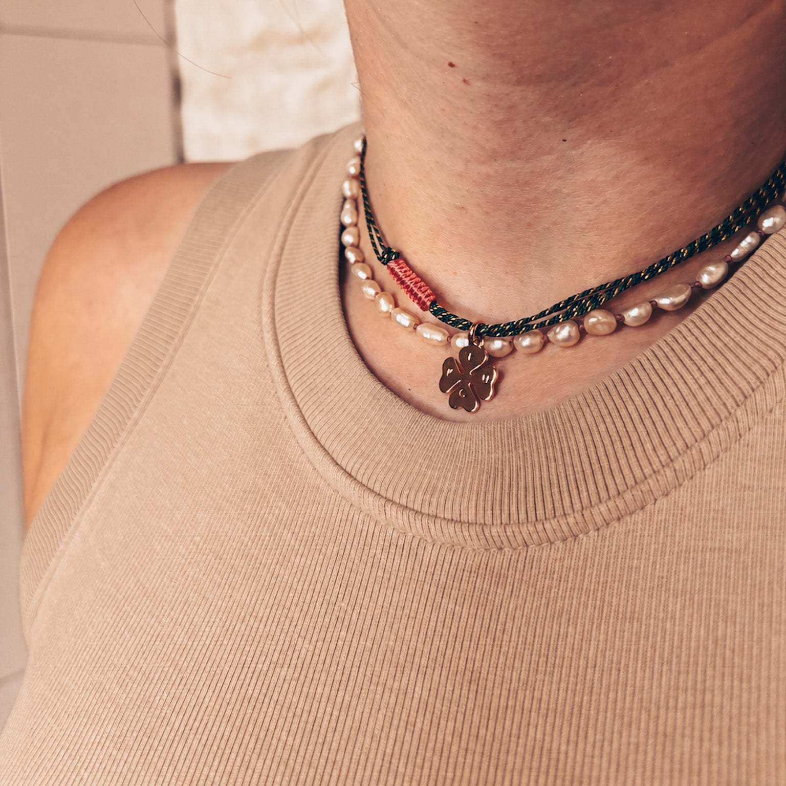 collier luck porté