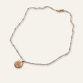 Collier en plaqué or 3 microns à porter comme un talisman avec une libellule gravée