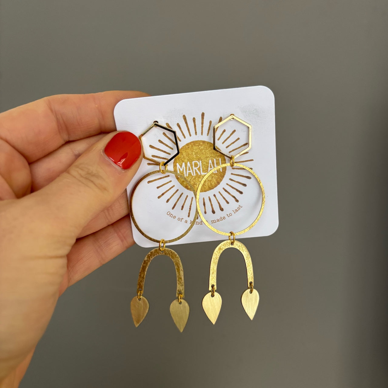 Boucles d'oreilles - sculpture - Origine