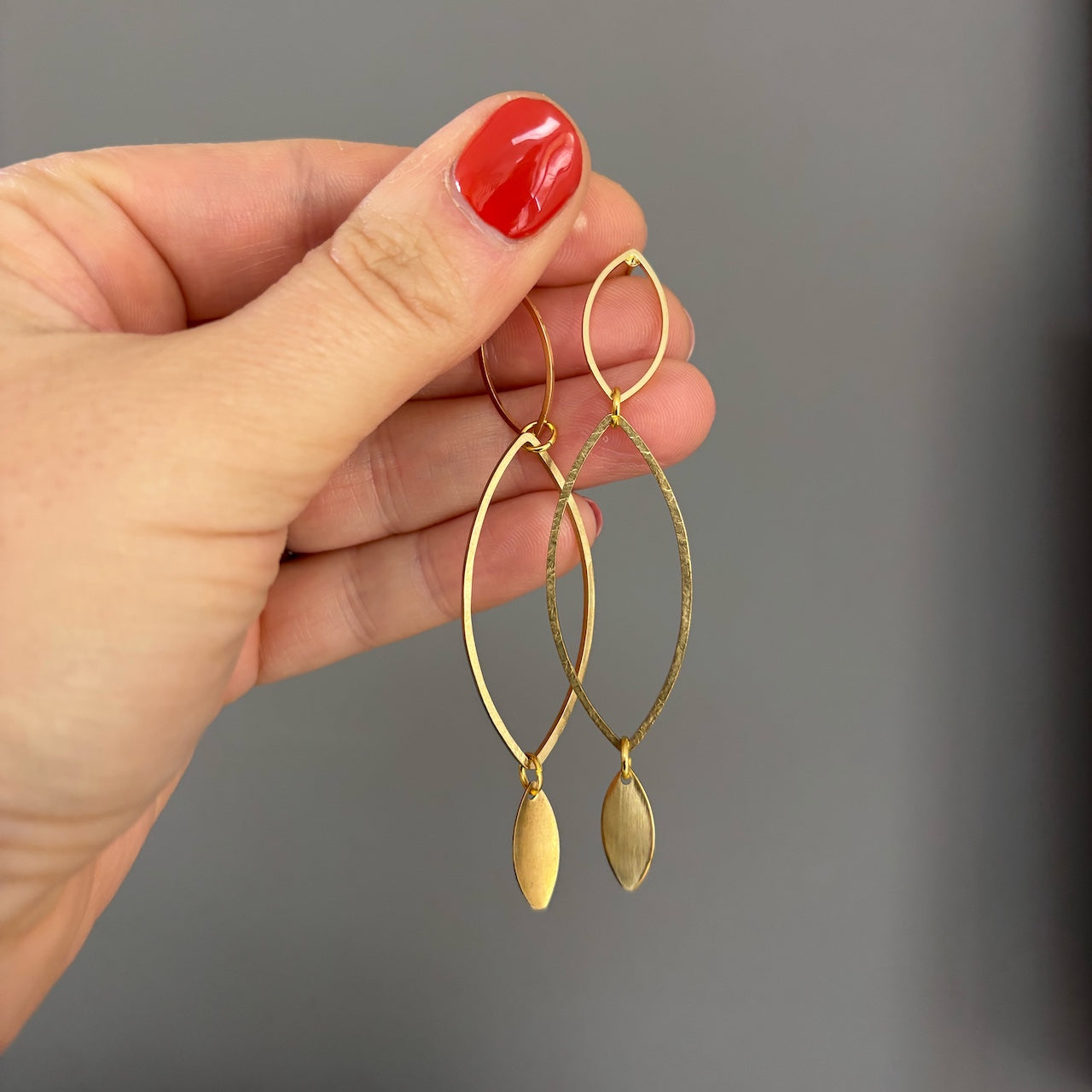 Boucles d'oreilles - navette- Origine