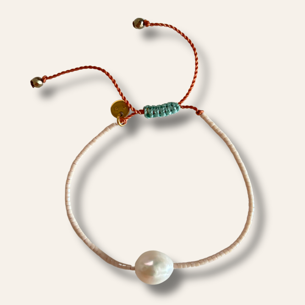 Bracelet Hippy beige et perle naturelle