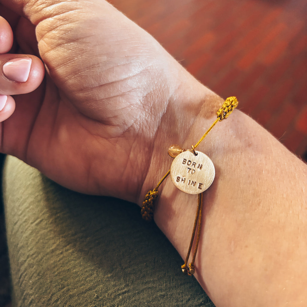 Bracelet été jaune ocre doré