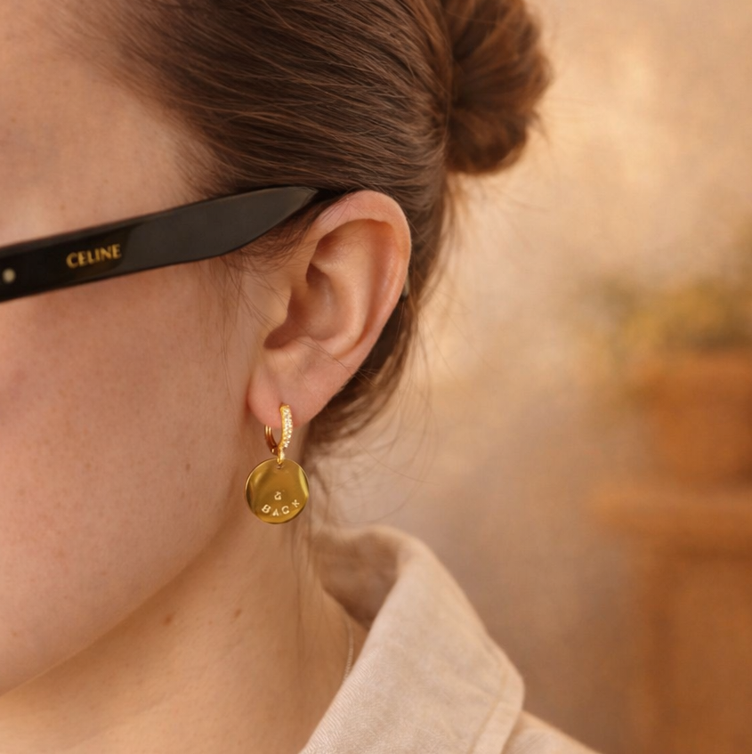 Boucles d'oreilles mots doux messages inspirants pour femmes portées