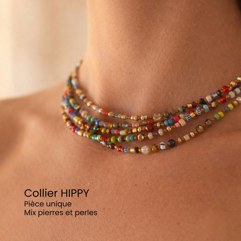 Collier HIPPY en pierres et perles pièce unique