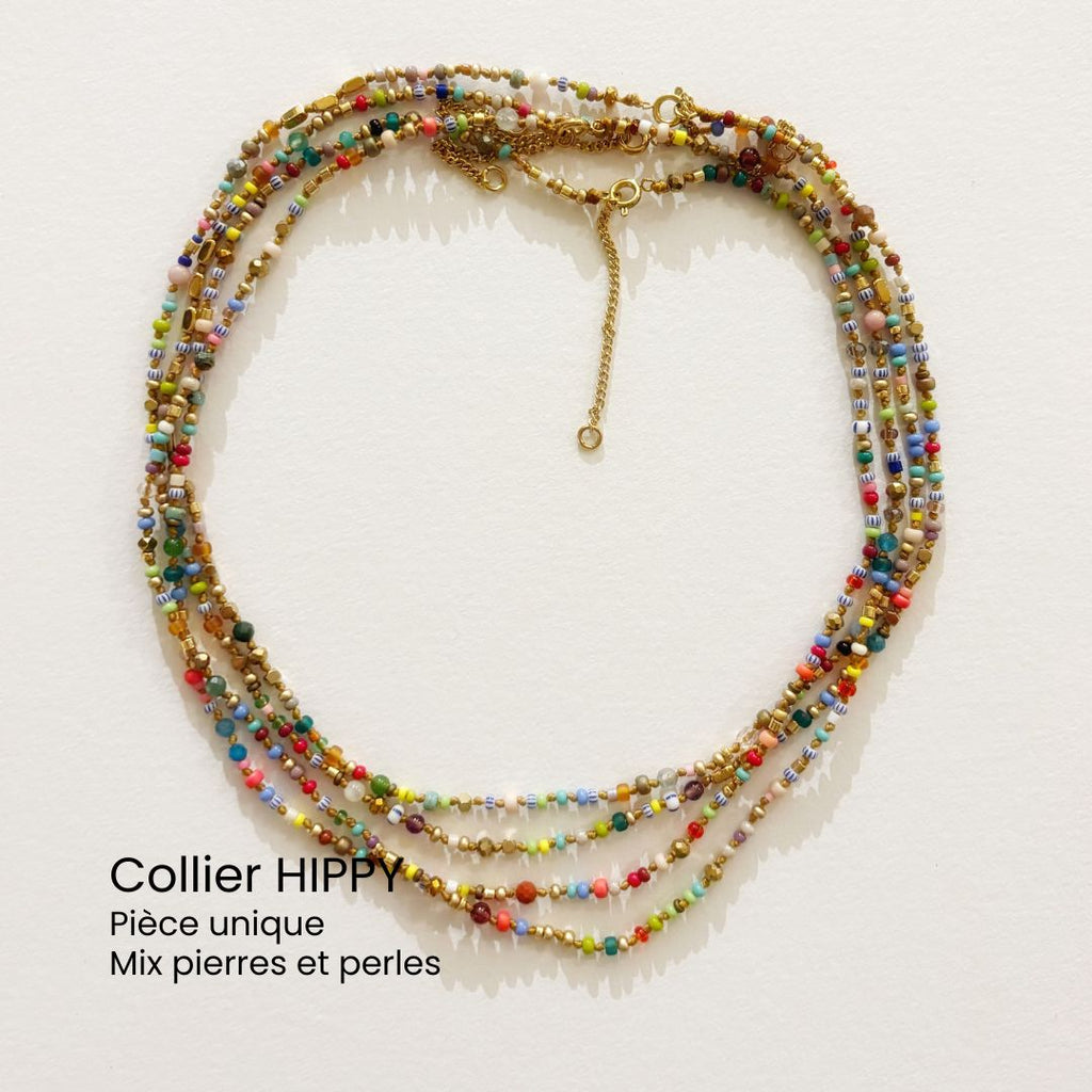 Collier HIPPY en pierres et perles pièce unique
