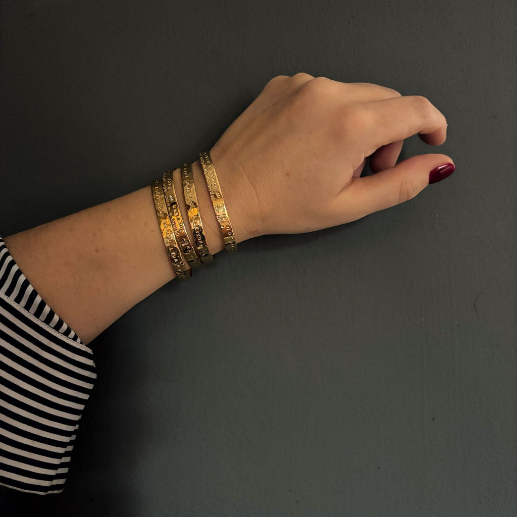 Bracelet plaqué or message – Origine - “I carry a quiet sun within me”