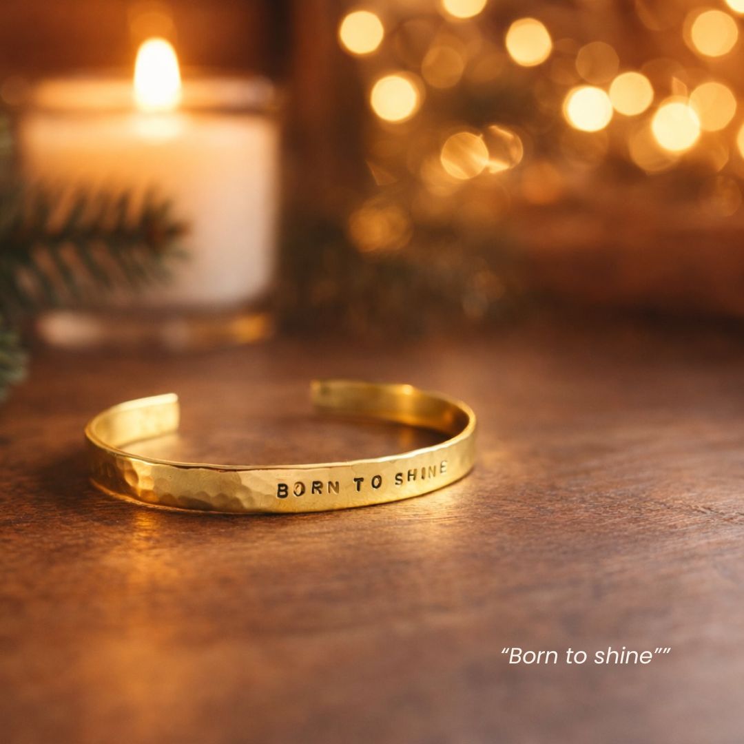 Jonc en laiton gravé à la main message inspirant
