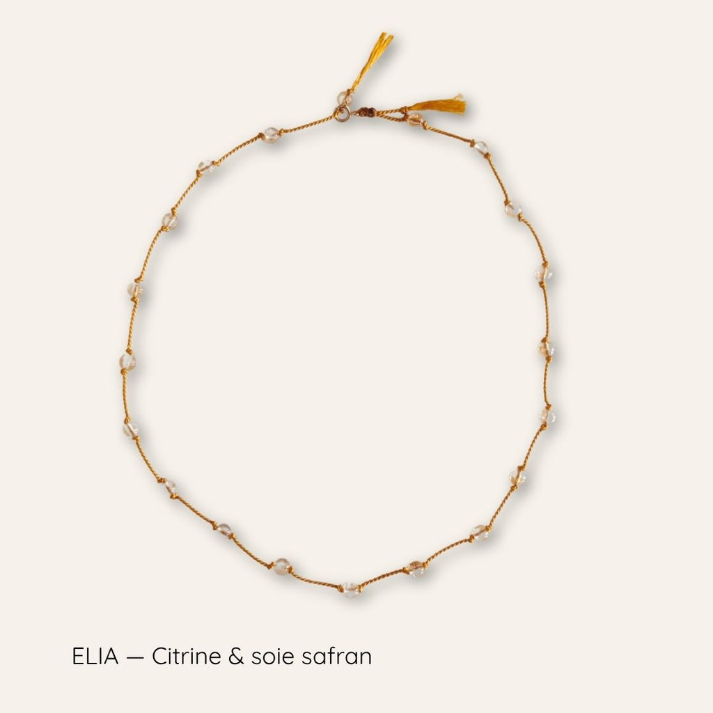 ELIA — Talisman de soie et pierre naturelle