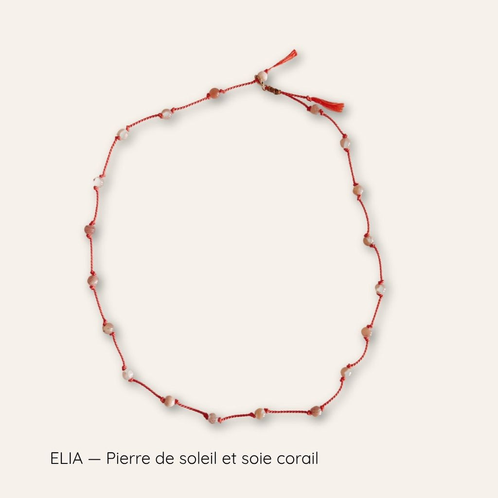 ELIA — Talisman de soie et pierre naturelle