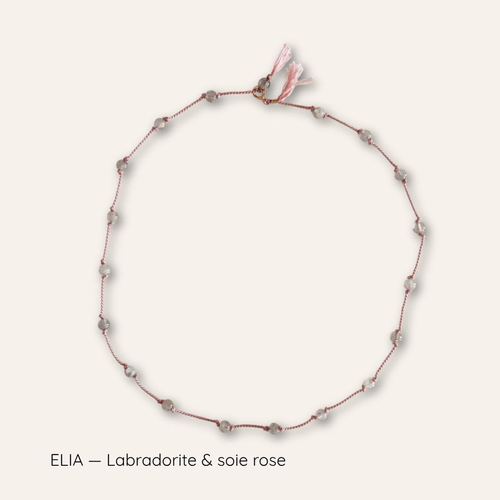 ELIA — Talisman de soie et pierre naturelle